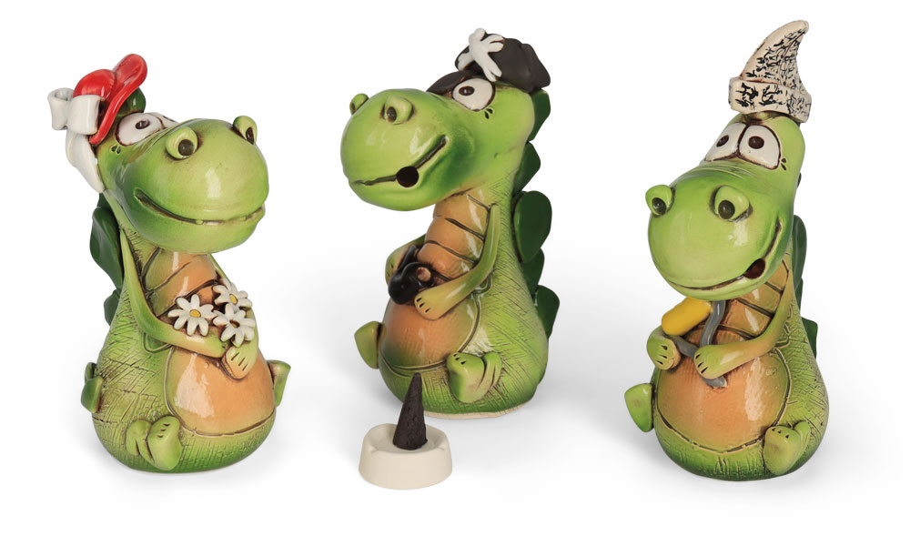 Smoking figure dragon, mix of 3