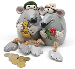 Coins bank mouse couple